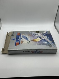 Top Gun Nintendo NES in Original Box 5 Screw