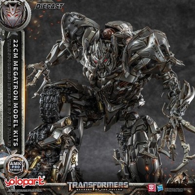 Megatron AMK Pro Series TF-2, 22 CM Diecast & Electronic Transformers Model Kit