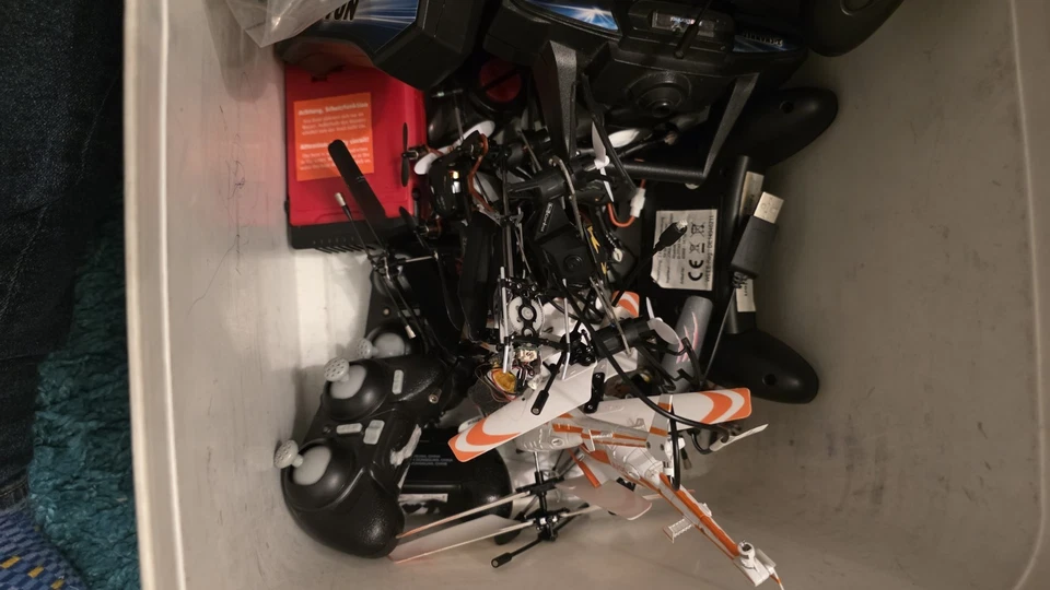 Revell RC Helikopter Konvolut Zum Schlachten Oder Reparieren - Bild 2 von 3