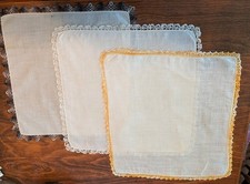 Ladies vintage lace edged hankies/handkerchiefs lot of 3