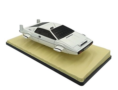 Lotus Esprit S1 The Spy Who Love Me James Bond 007 Hachette 1:24 Modellauto JBH03