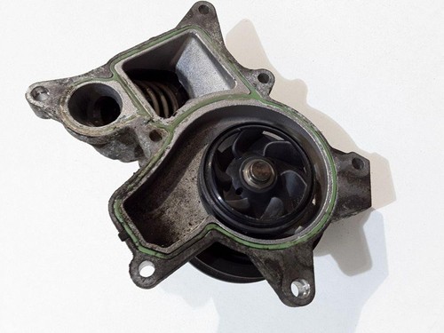 BMW 1 E87 Wasserpumpe 779764004 2.0 Diesel 2009 31874349