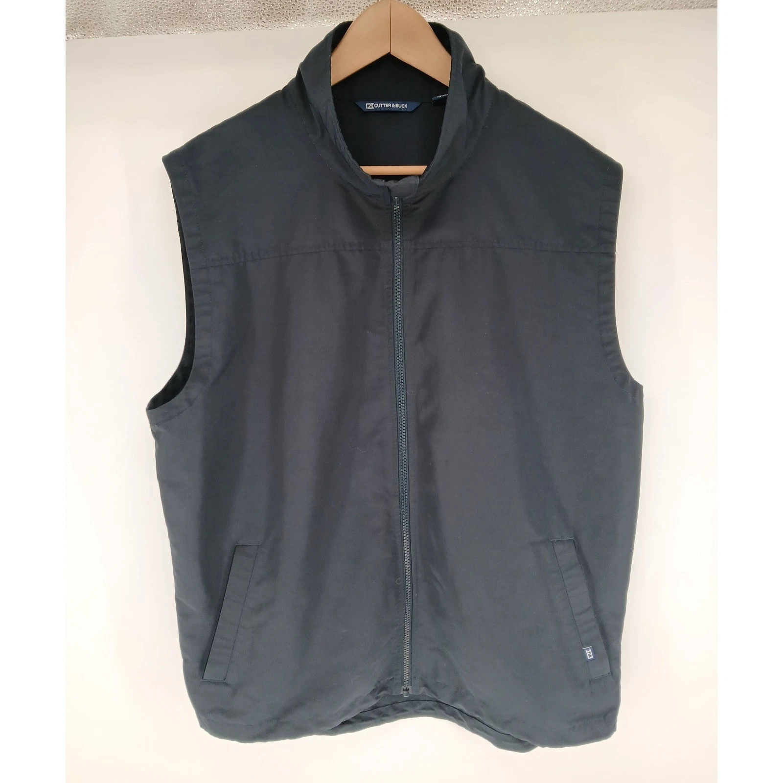 Cutter & Buck Charter Eco Vest Mens Medium Blue Wind Resistant Outdoors