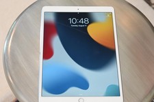 Apple iPad Pro 10.5-inch A1701 256 GB, Wi-Fi Cellular, 10.5 in - Space Gray
