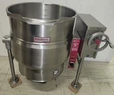 Southbend KELT30 Electric Steam Tilting Kettle, Stainless Steel - 30 gal. Tested