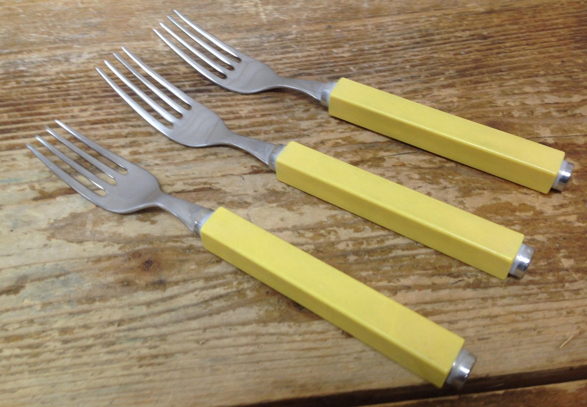 Villeroy Boch Play Two Stainless 18/10 Plastic Square Italy Yellow