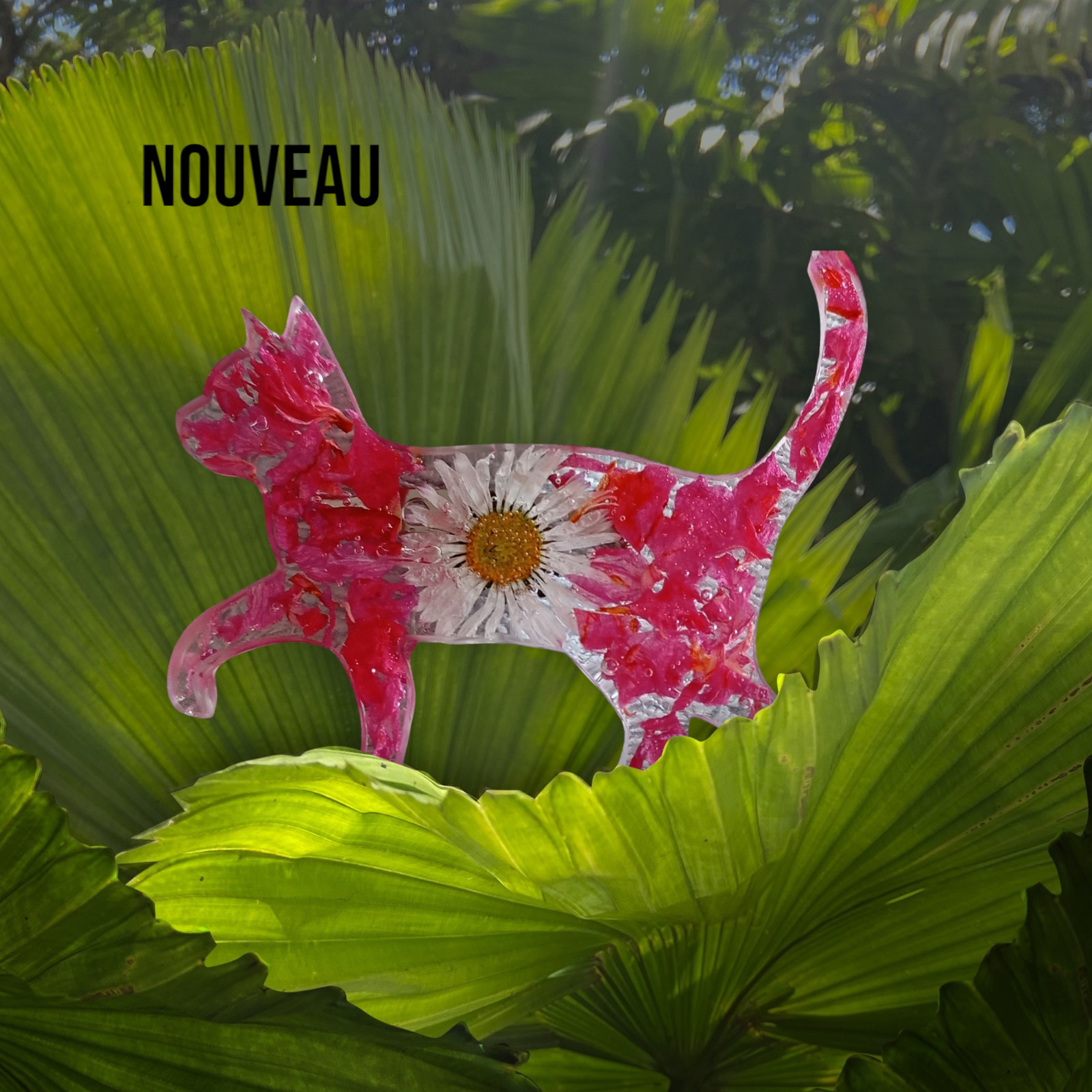 Broche artisanale fleurs naturelles et camélia pour sublimer vos vestes