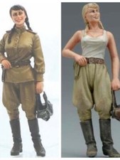 1/35 WWII Soviet Female Tank Crew Resin Figures Set of 2 Unpainted Model Kit