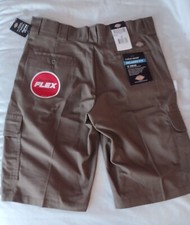 Dickies Shorts Mens 32 Beige Khaki Relaxed Fit Cargo Pockets Workwear New
