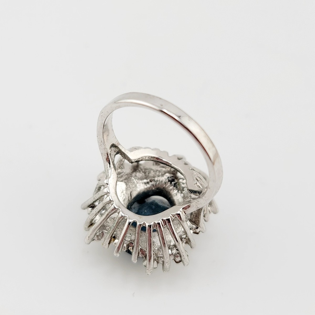 Vtg Sz 7 Ring Ruffle Blue Clear Rhinestones White Gold