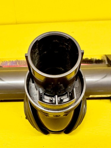 ASPIRADORA DE MANO INALÁMBRICA DYSON V6 ✔CABEZAL DE HERRAMIENTA DE CEPILLO DE PISO PEQUEÑO GENUINO✔ - Imagen 4 de 6