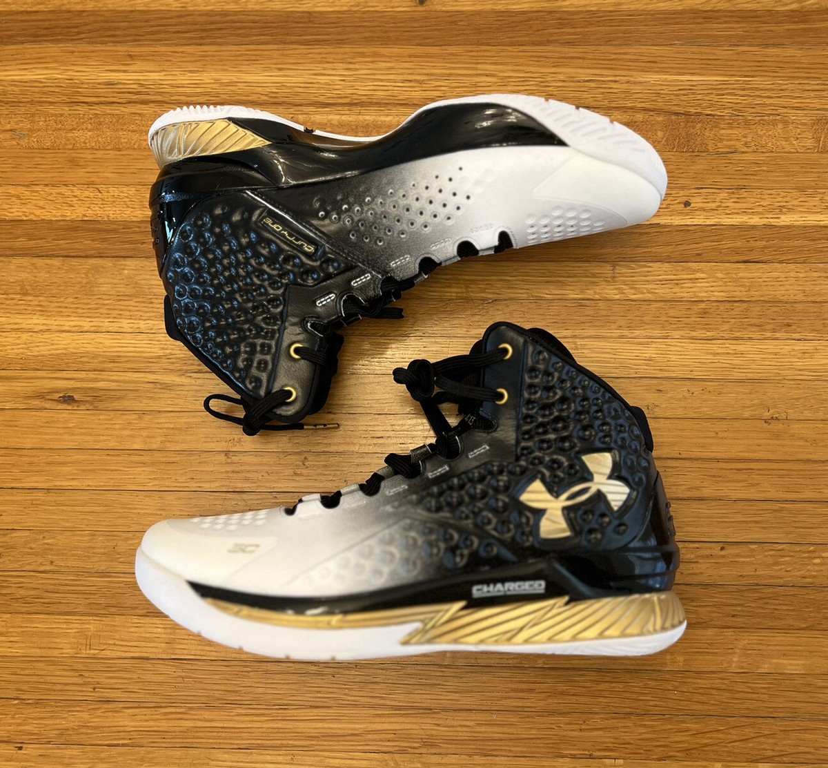 Under Armour Curry Retro ‘MVP’ Men's Size White Black Gold 3026051-001