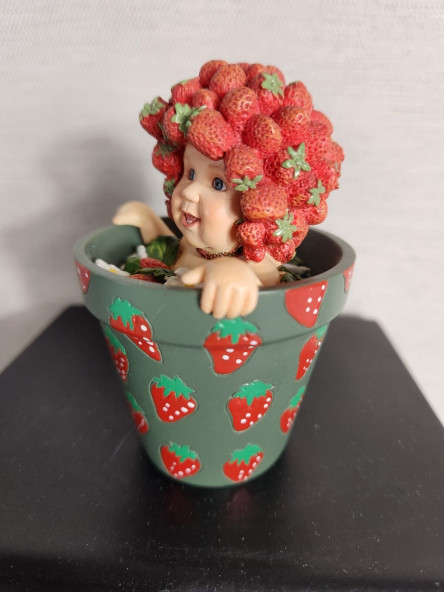 Anne Geddes Babies Are Life's Greatest Reward Figurine Flower Pot  Strawberry 961