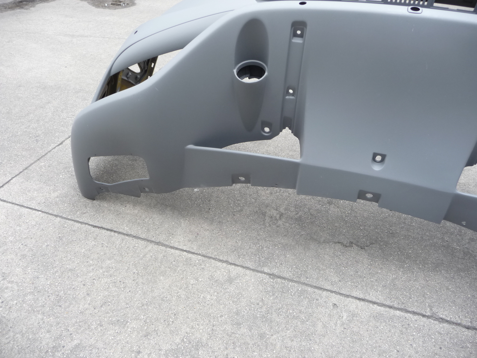11 -16 Ferrari FF rear bumper with camera, park sensor version 84539210/ATD OE