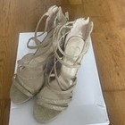 Women’s Jessica Simpson Gold Sparkle Sandals Size 6M  — photo 2