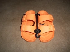 NEW, LADIES SOLE MATES RUBBER LIGHTWEIGHT SANDALS, ORANGE, SIZE 7