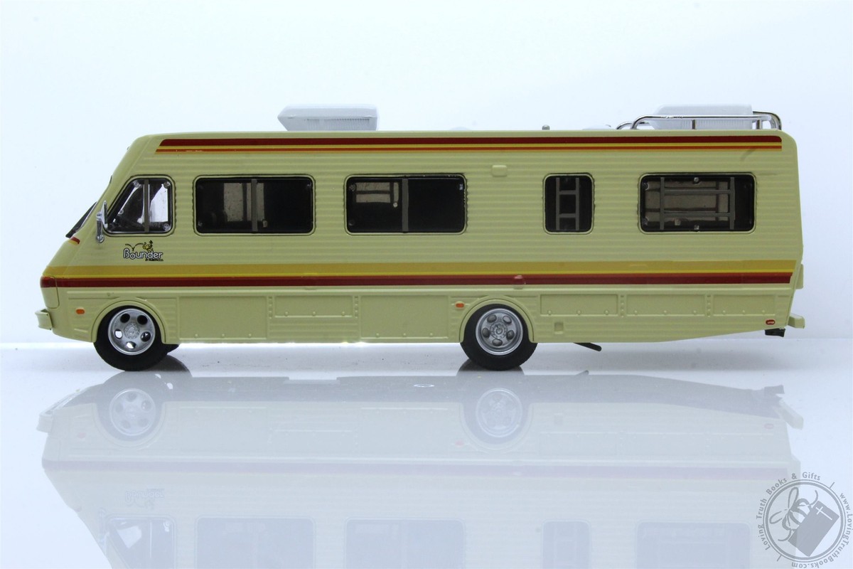 1986 Fleetwood Bounder Motorhome / RV Exclusive 1:64 Scale