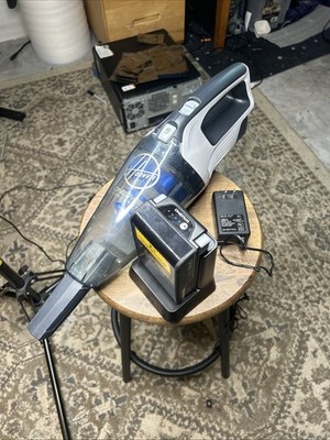 Hoover ONEPWR Cordless Wireless Hand Vacuum W/2amp Battery & Charger. Used