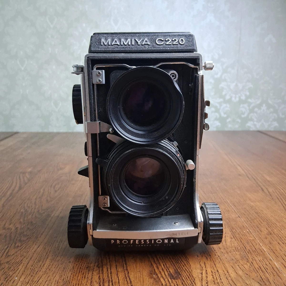 MAMIA 「マミヤc220」の落札相場・落札価格 - Yahoo!オークション フィルムカメラ美品 C220 フィルムカメラ