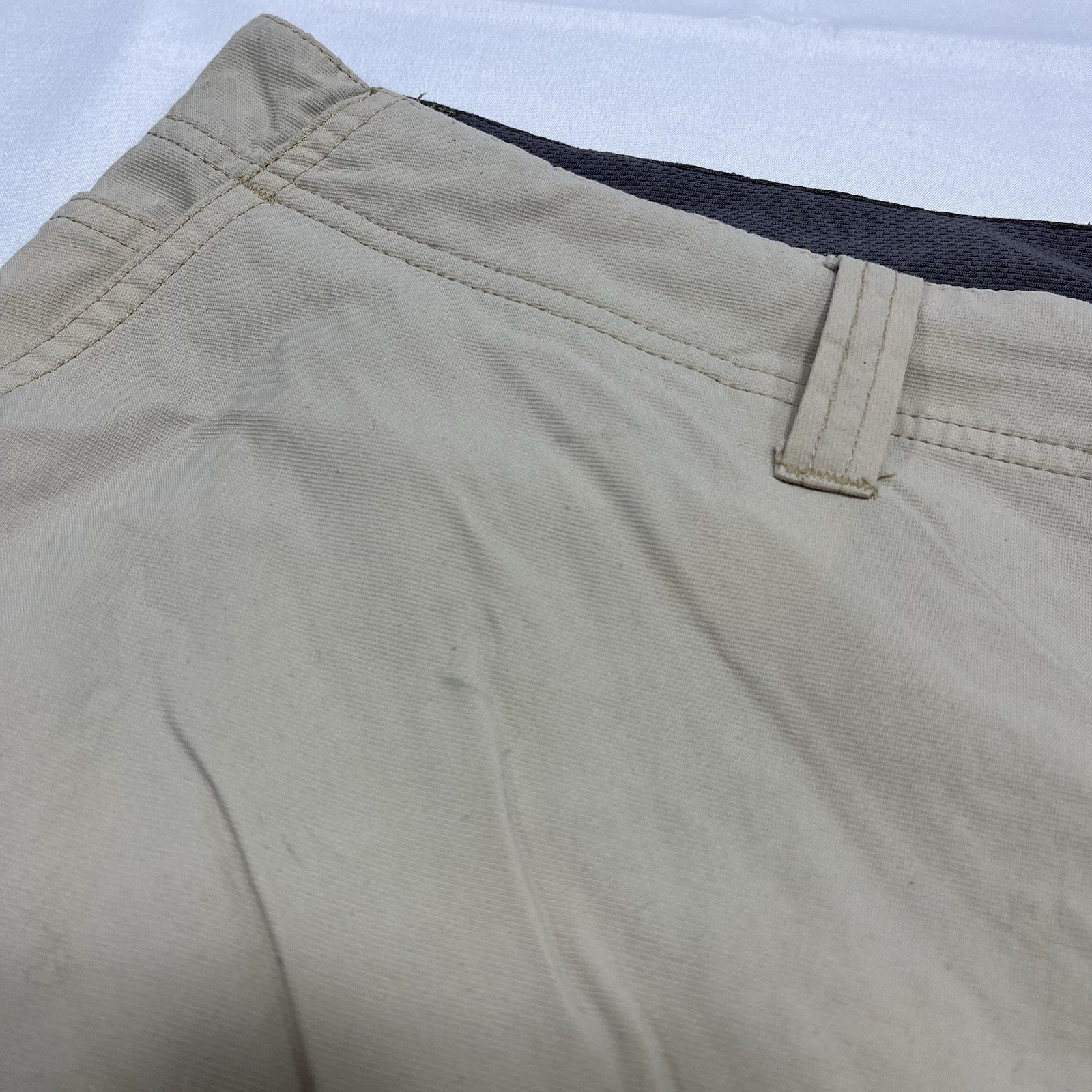 Patagonia Men's Stretch Wavefarer Walk Shorts Size 38x10.5” Khaki  - Stains thumbnail 2