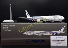 (RARE)1:200 InFlight200* Boeing House Color B777-300ER N5017V Aircraft Model