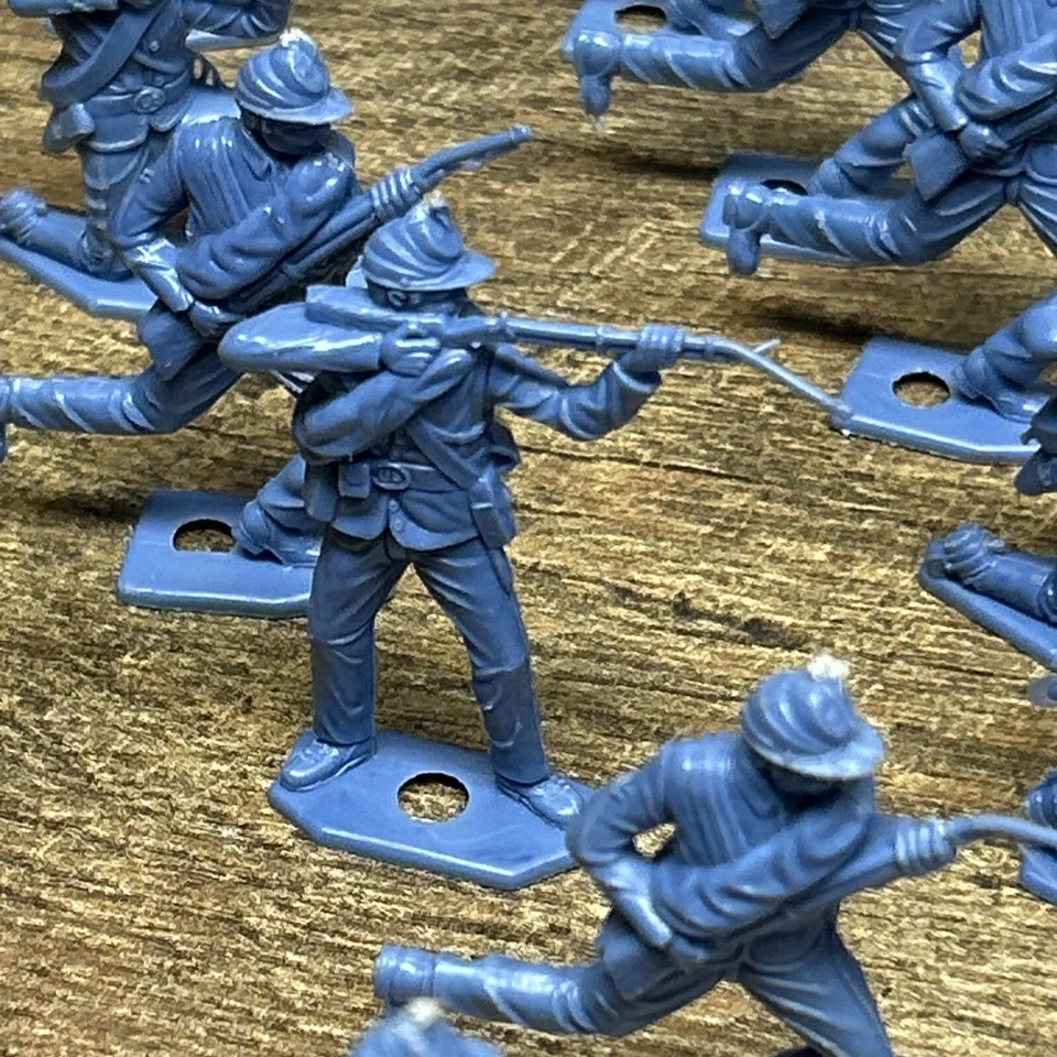 Lot of 40 Vintage MPC US Civil War Soldiers Blue Army Men Figures Calvery - Image 4 of 4