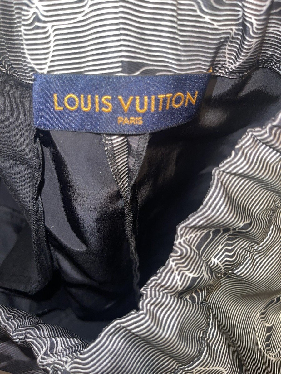 Louis Vuitton 2054 Monogram Cargo Pants | eBay Louis Vuitton 2054 Monogram Cargo Pants | eBay