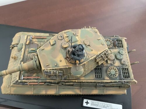 Forces of Valor German King Tiger Tank 1:32 Scale - Picture 9 of 9