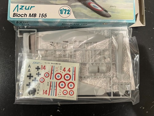 1/72 French Bloch MB 155 w/Resin parts - Azur 008 - Picture 2 of 3