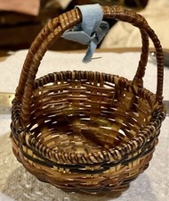 Vintage Miniature Basket For Doll House Or Roombox