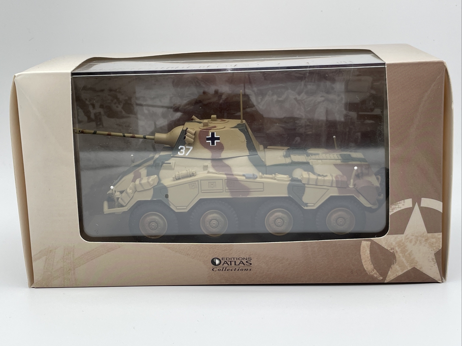 SdKfz 234/2 Puma 1/43 Atlas idéal pour décorer un bureau de passionné d'histoire