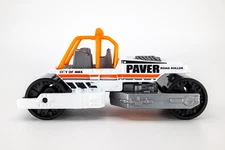 2005 Matchbox #70 Road Roller WHITE | BLACK DRUMS | CHINA BASE | MINT