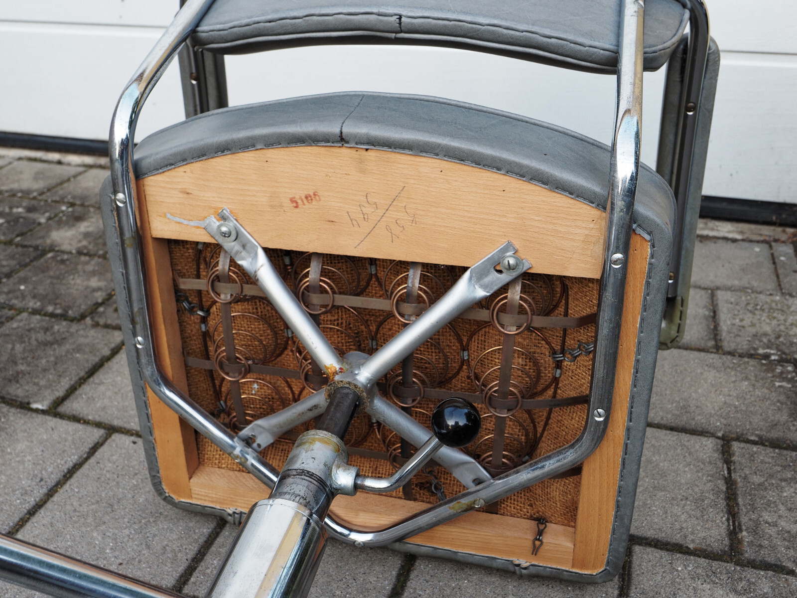 Bild 9 von 14