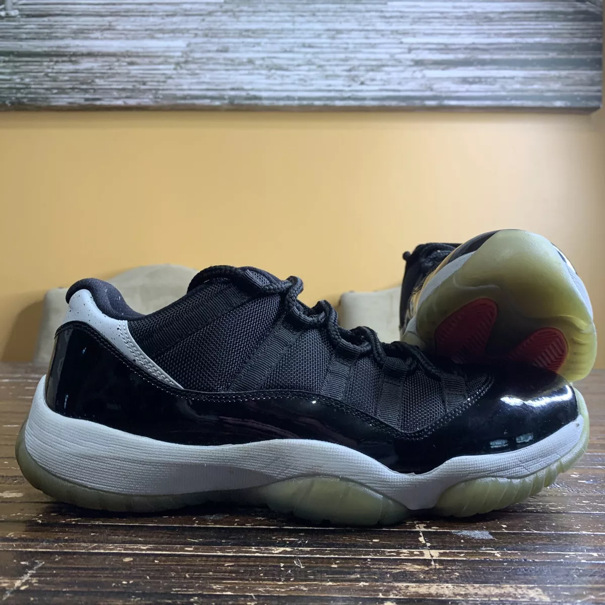 Air jordan 11 top infrared white and red