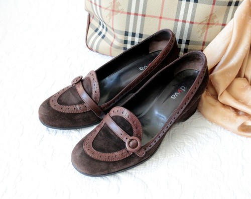 Dyva comfortable wedge court shoes size 39 suede chocolate great condition