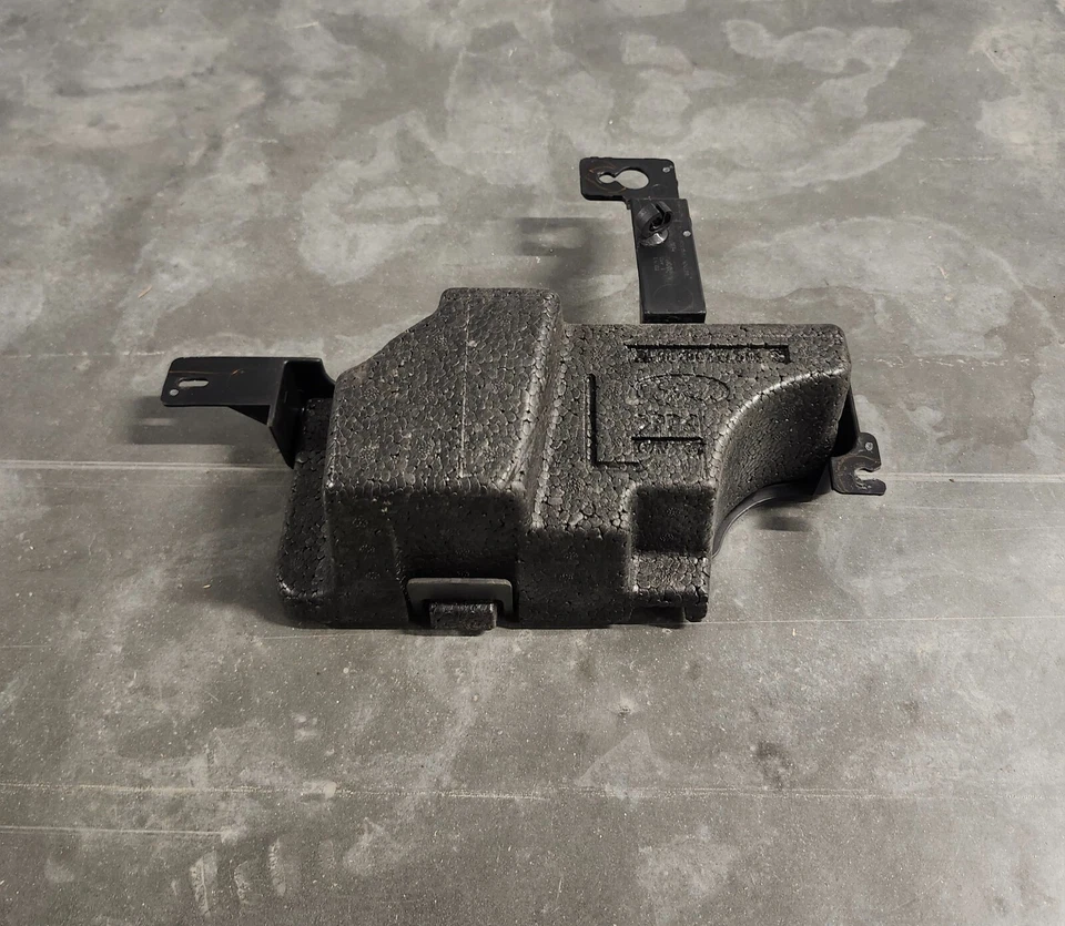 Amortiguador de sonido para puerta del conductor Ford Explorer/Mercury Mountaineer 2006-2010 Foto 3 de 4