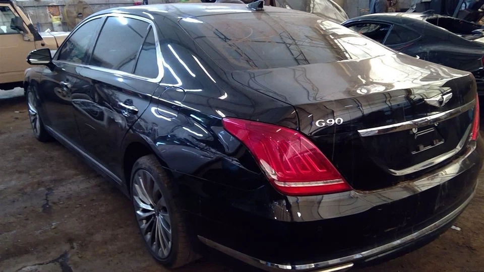 (LOCAL PICKUP ONLY) Passenger Right Front Door Fits 17-22 G90 6413926 Foto 2 de 4