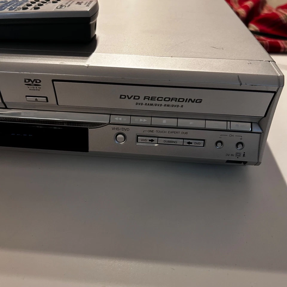 JVC DR-MV5 DVD RecorderVCR ComboVHS to DVD Dubbing Prog Scan Hi-Fi-Tested/Remote - Image 3 of 4