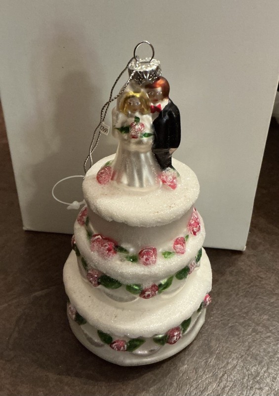 Large Wedding Cake Ornament Bride & Groom 5.5” 