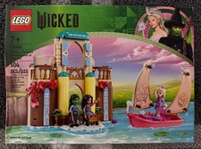 Wicked Lego Set Glinda, Elphaba, Nessarose At Shiz University Model 75681 L3 