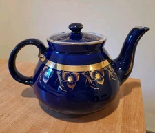 HALL CHINA  Teapot  Blue Gold   Model FT 30  w/LID  Vintage  Kitchen Home Decor