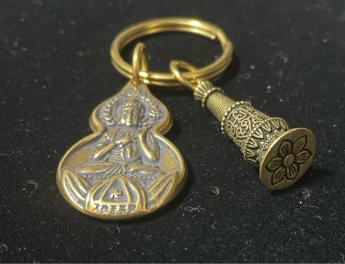 Brass Kannon Bodhisattva Keychain Buddhist Sutra Charm Amulet Japan - Picture 3 of 4