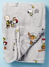 PEANUTS Gang Snoopy Charlie Brown Sports Plush Throw Blanket 50"x70”