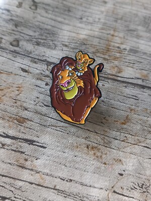 Disney König der Löwen Emaille Pin Anstecker Simba Mufasa Brosche