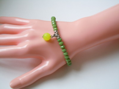 Bracelet Pees Made IN Germany Fashion Jewelry Plastic Stone Green Pendant Yellow