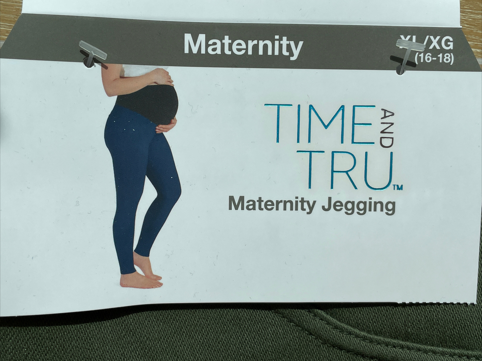 NWT! Time and Tru Women's Maternity Jegging Green Size XL / XG (1618