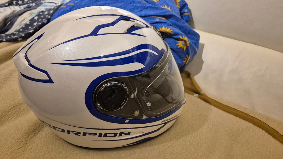 Scorpion Integralhelm - Bild 2 von 4