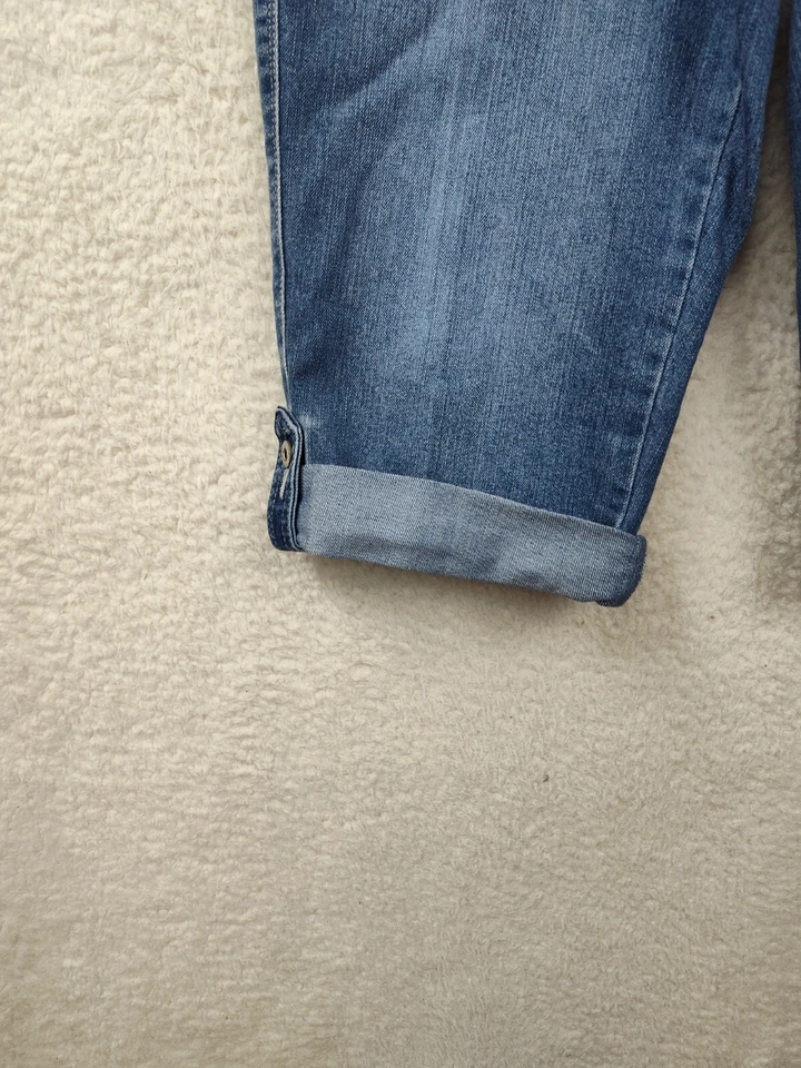 Bermudas cortas de mezclilla Style Co para mujer 6 azules mezcla de algodón skimmer recto calce Foto 4 de 4