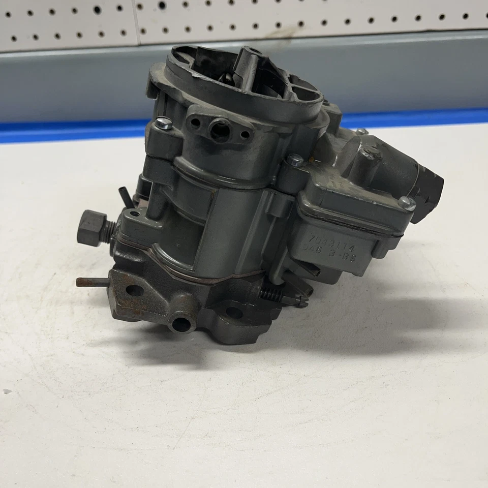 CARBURADOR ROCHESTER 2GV 1973 CHEVY 350-400 MOTOR 7043114 093 3-BS Foto 2 de 4