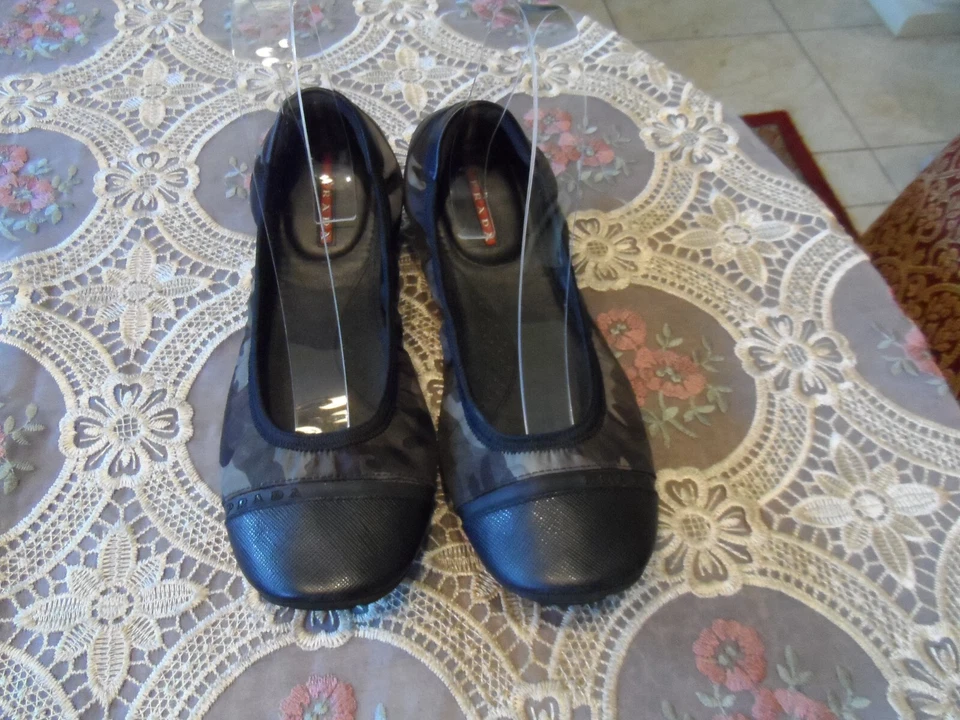 Prada Sport Verde/Negro Camuflaje Estampado Elástico Lona/Cuero Ballet Pisos Talla 7 Foto 3 de 4